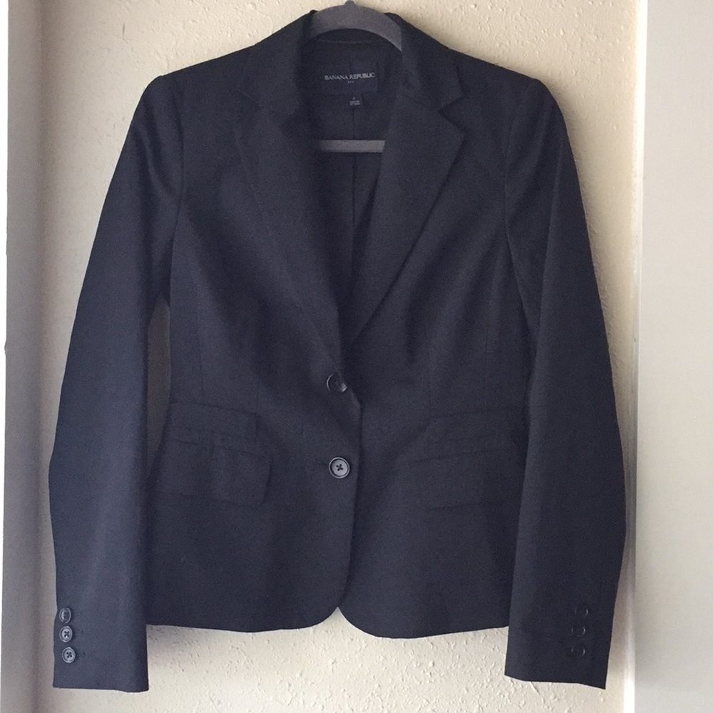 Banana Republic black blazer (size 4)